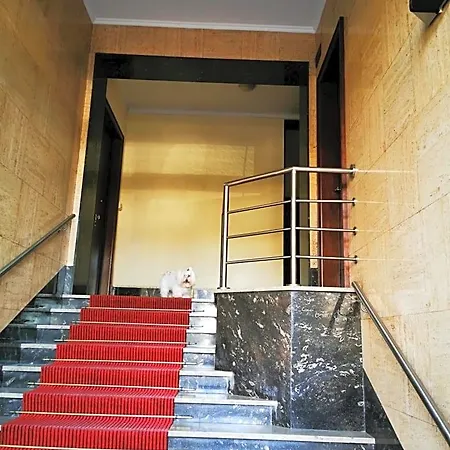 Murat Otto Bed and Breakfast 4*